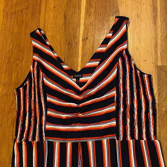 Torrid Sleeveless Wide Leg Jumpsuit Torrid Size 4 (4X-26) - Picture 3 of 5